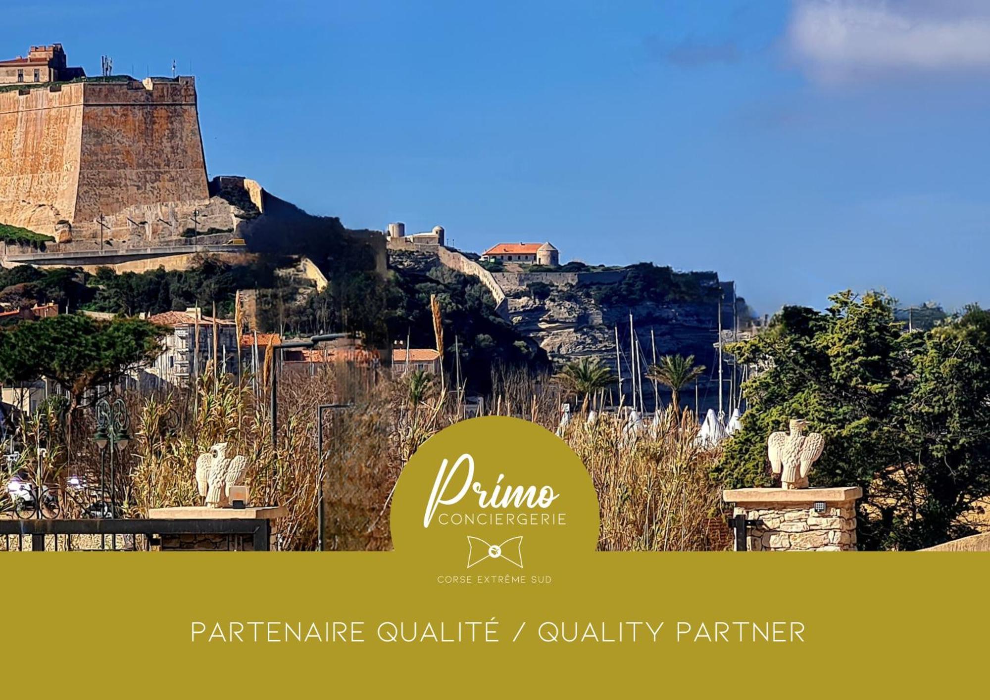 Appartement Kalliste, Logements Avec Vue Citadelle De Bonifacio Бонифачо Екстериор снимка