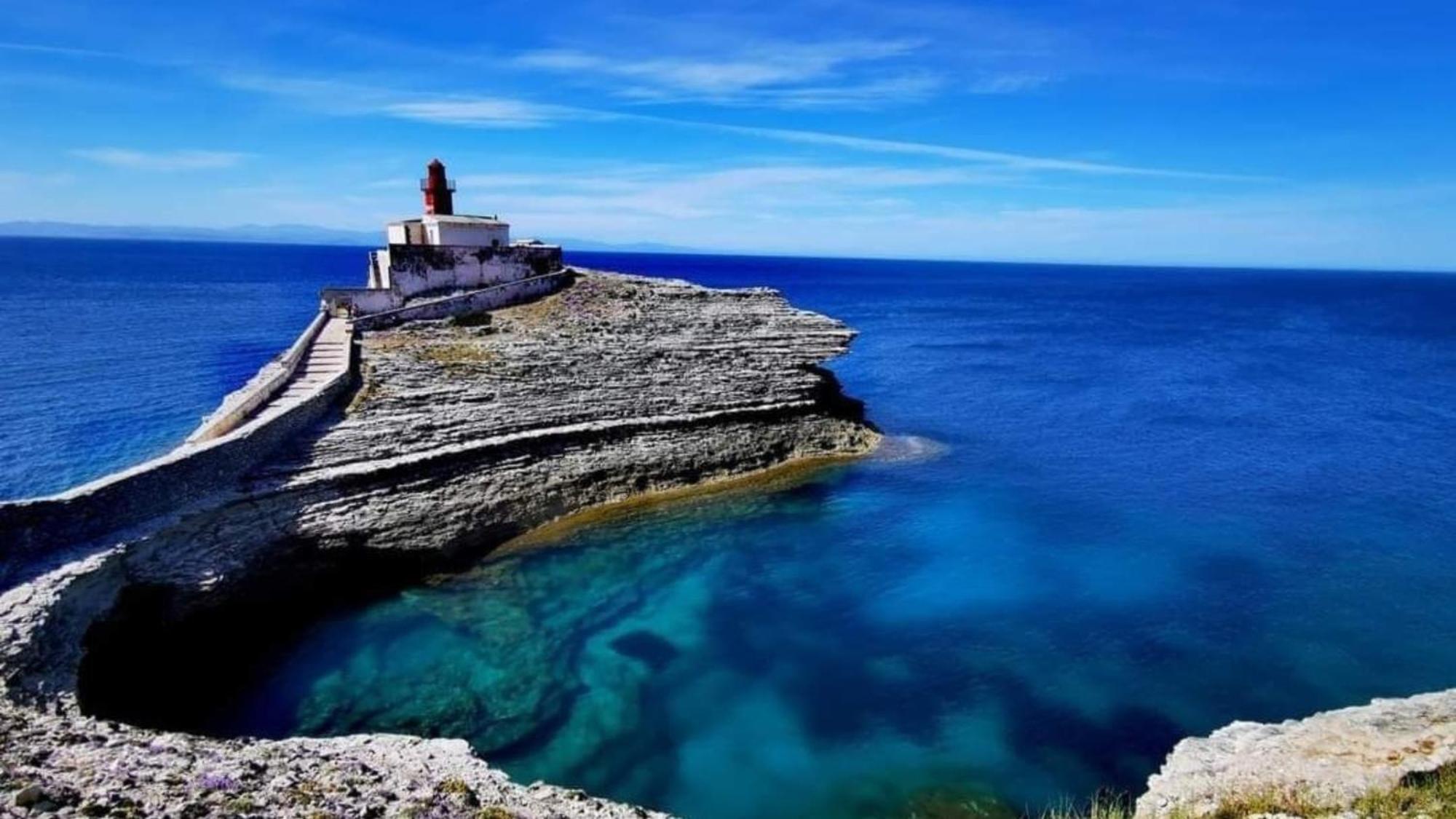 Appartement Kalliste, Logements Avec Vue Citadelle De Bonifacio Бонифачо Екстериор снимка