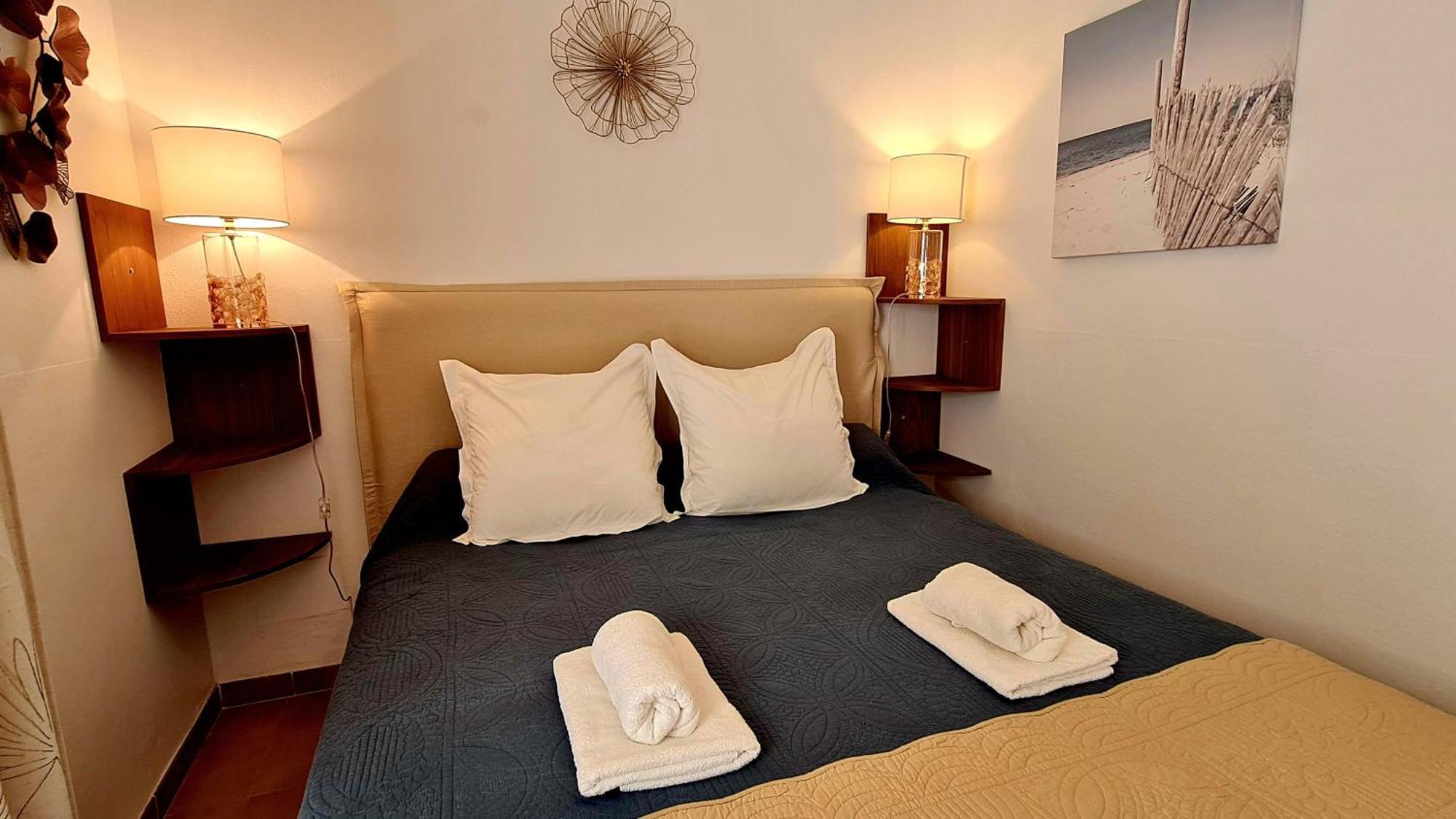 Appartement Kalliste, Logements Avec Vue Citadelle De Bonifacio Бонифачо Екстериор снимка