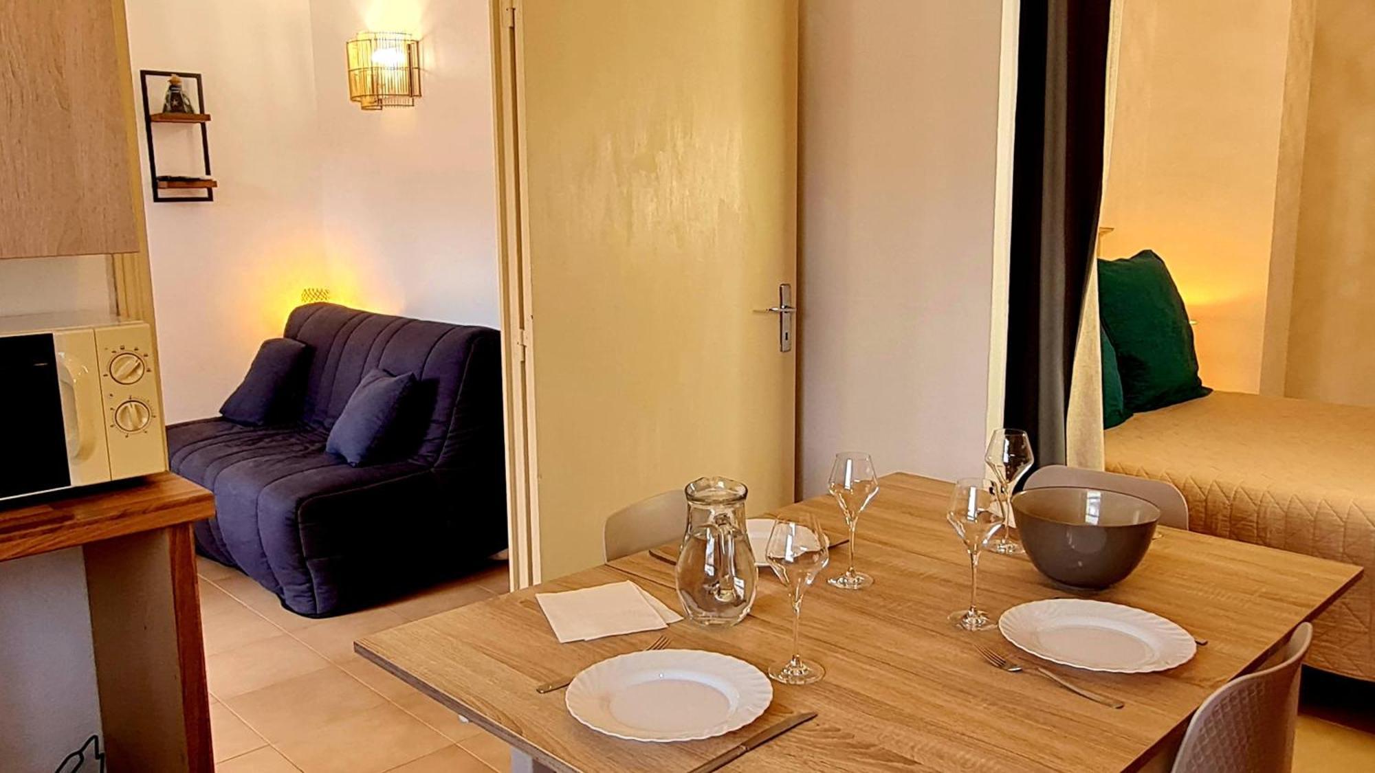 Appartement Kalliste, Logements Avec Vue Citadelle De Bonifacio Бонифачо Екстериор снимка