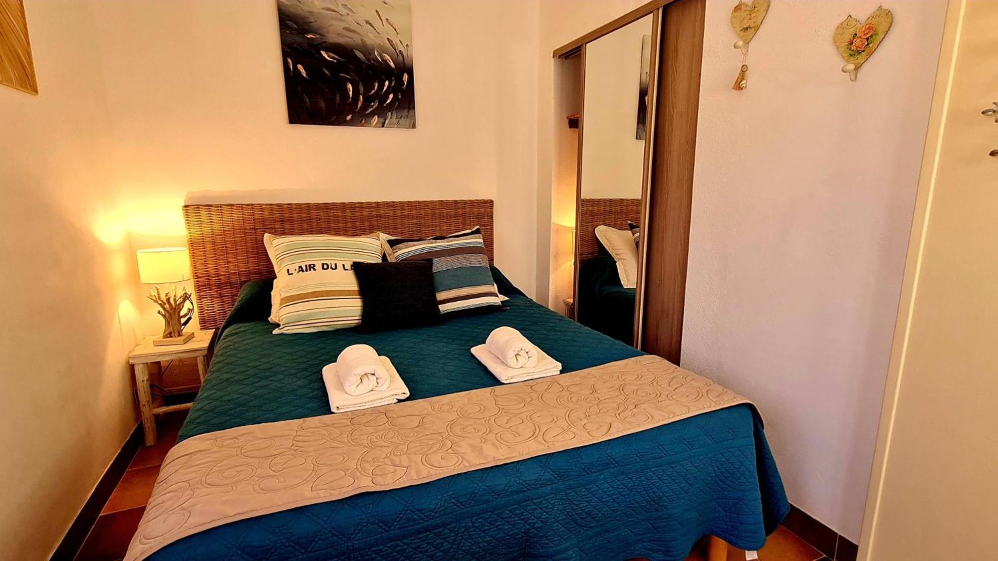 Appartement Kalliste, Logements Avec Vue Citadelle De Bonifacio Бонифачо Екстериор снимка